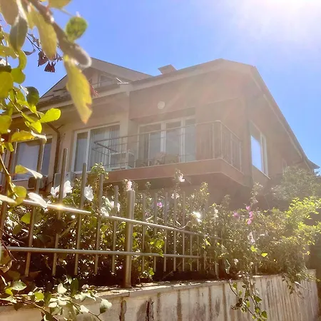 Wonderful Near The Sea Апартаменты Созополь