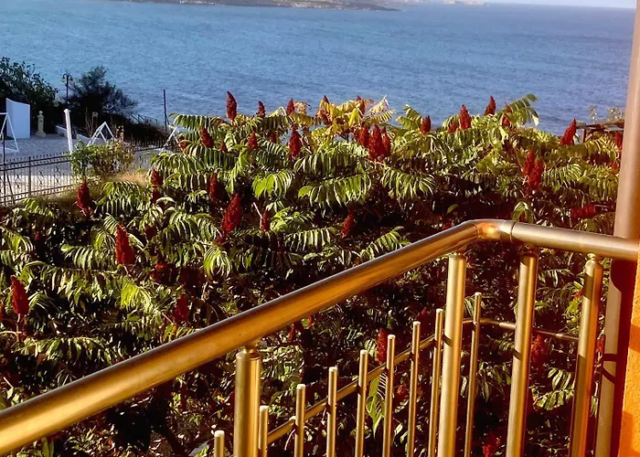 Апартаменты Wonderful Near The Sea