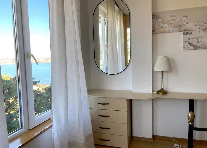 Wonderful Near The Sea Апартаменты Созополь